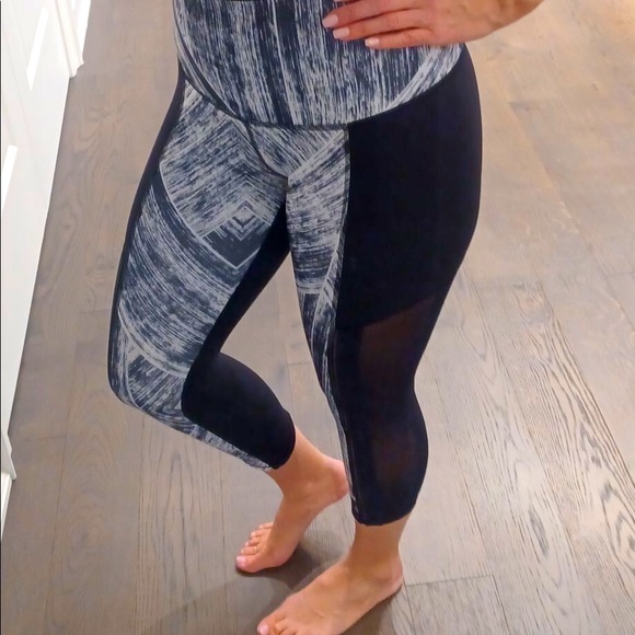 Lululemon Capri leggings - Picture 8 of 11